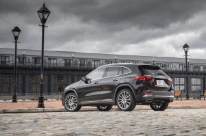 Mercedes-Benz GLA250 4Matic AMG Line 2020 года  (NA)